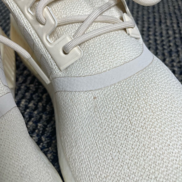 Adidas NMD_R1 Athletic Shoe Wonder White Size 7 (FLAWED SEE CAPTION / PHOTOS) - Picture 13 of 15